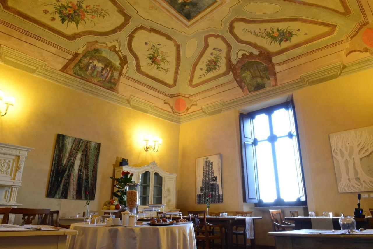 ホテル レライス パラッツォ パレオロギ センチュリー XIV Lu (Piedmont) エクステリア 写真